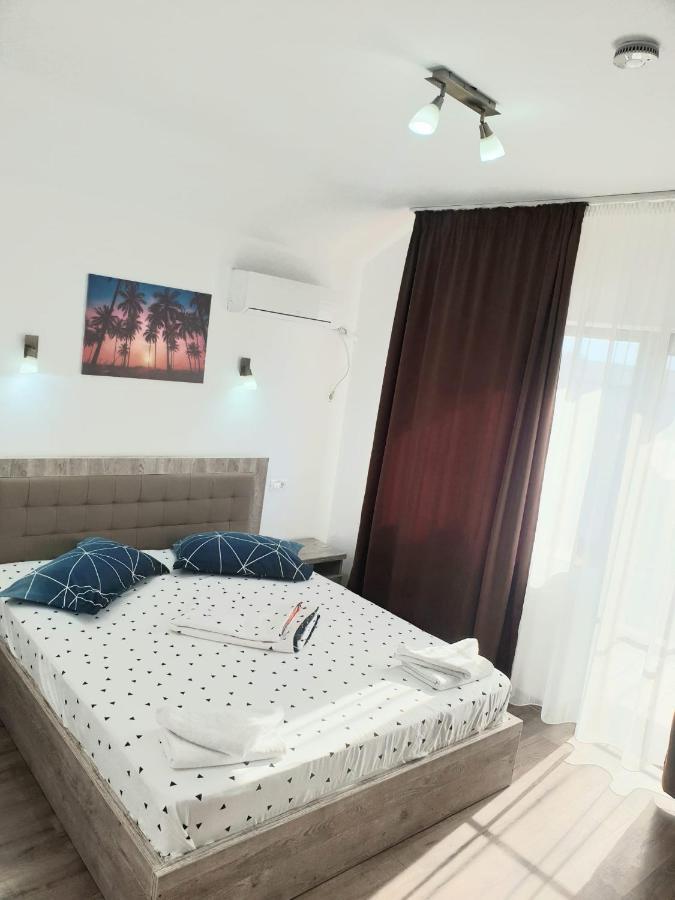 Vila Yna Navodari Exterior photo